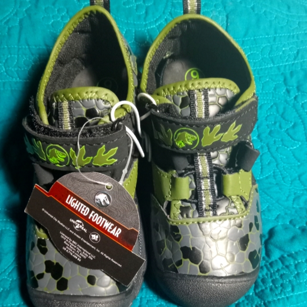 Size 9 boys shoe.